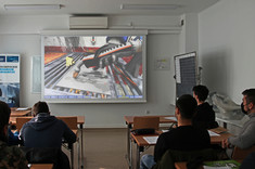 Studenci podczas zajęć,